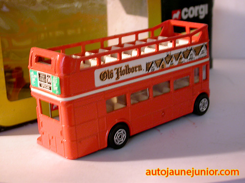Corgi Toys Bus à deux étages découvert 