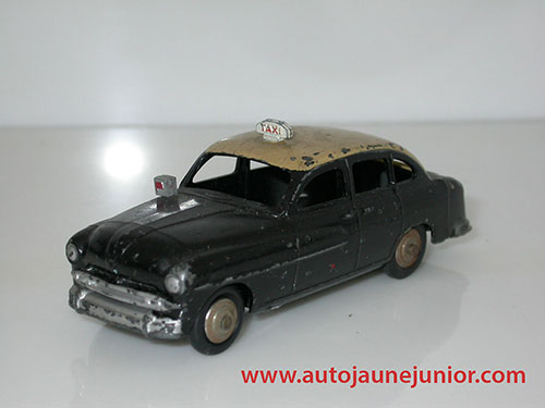 Dinky Toys France Vedette 54 taxi