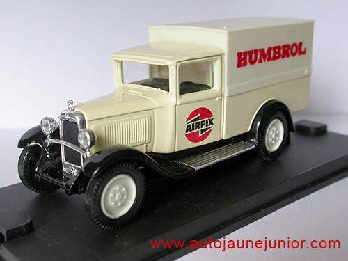 Solido C4 Fourgon 1930 Humbrol