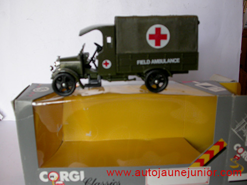 Corgi Toys Fourgon Field ambulance