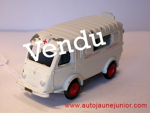 Renault 1000Kgs ambulance