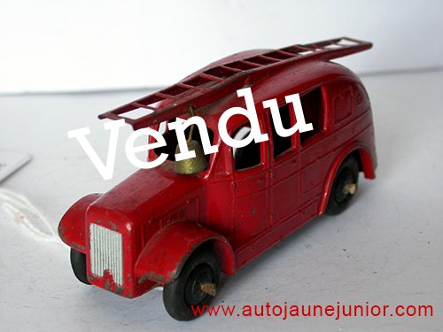 Dinky Toys GB fourgon pompier aérodynamique