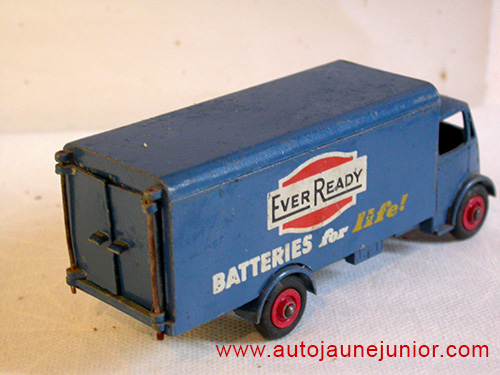 Dinky Toys GB Otter fourgon 