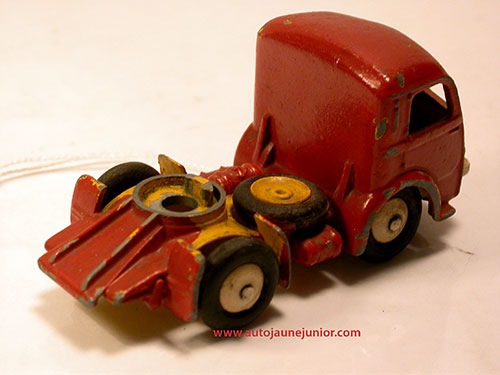 Dinky Toys France Movic tracteur