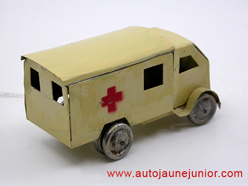 Trix DMA fourgon ambulance