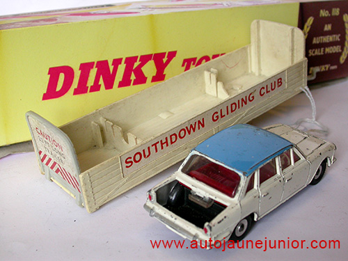 Dinky Toys GB 2000 avec remorque mais sans planeur (boîte reproduite)