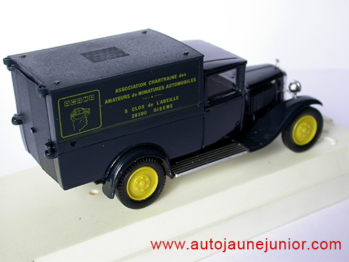 Solido C4 Fourgon 1930 Association Chartraine Amateurs Miniatures Automobiles