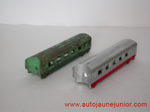 Dinky Toys GB 2 wagons repeints
