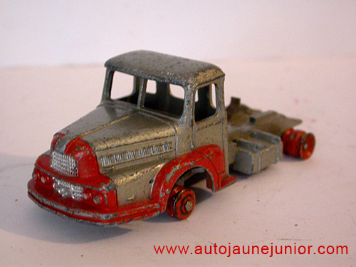 Dinky Toys France tracteur semi remorque portes autos