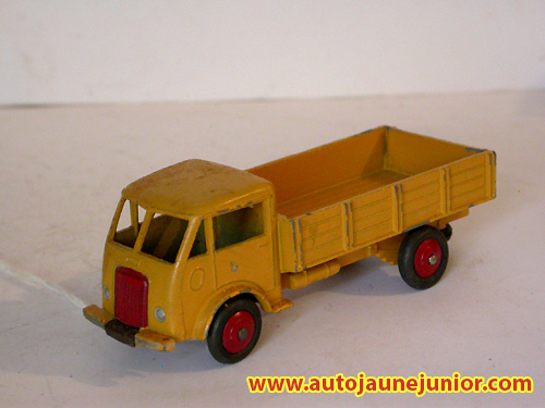 Dinky Toys France camion ridelles bâché Calberson