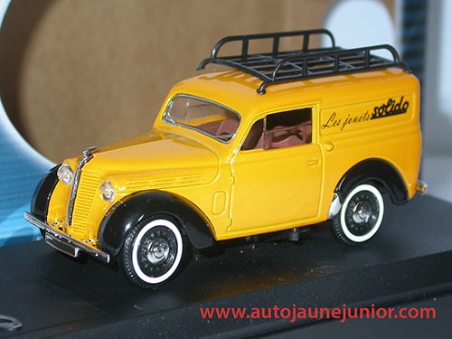 Renault Juvaquatre 1952 Les jouets Solido