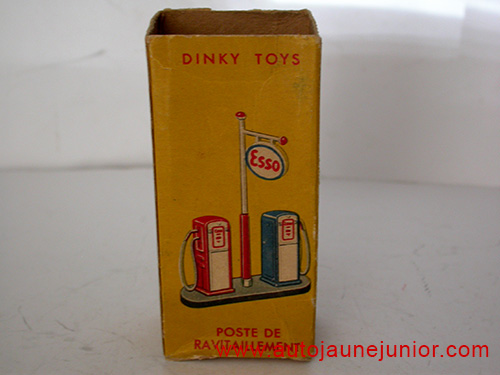 Dinky Toys France Poste de ravitaillement
