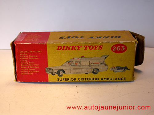 Dinky Toys France Criterion ambulance