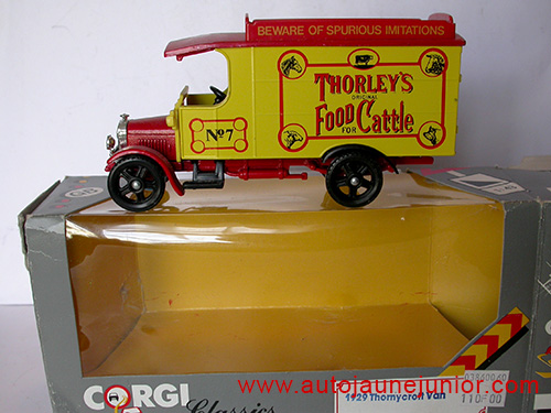 Corgi Toys Fourgon Thorley's 