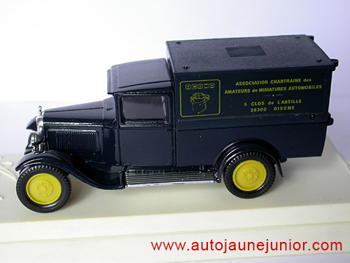 Solido C4 Fourgon 1930 Association Chartraine Amateurs Miniatures Automobiles