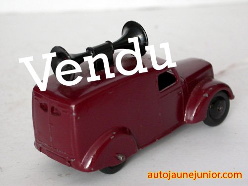 Dinky Toys GB camionnette avec haut parleur