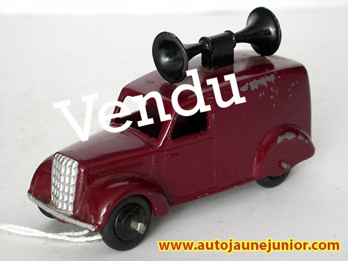 Dinky Toys GB camionnette avec haut parleur